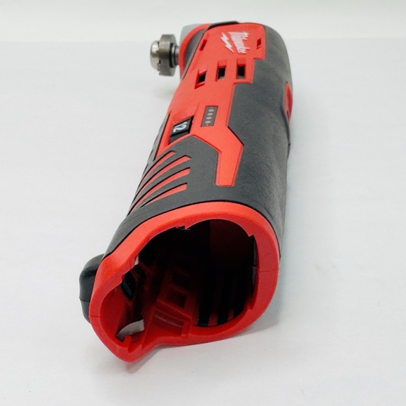 Milwaukee M12 Variable Speed Cordless Oscillating Multi-Tool (2426-20) - Picture 6 of 11